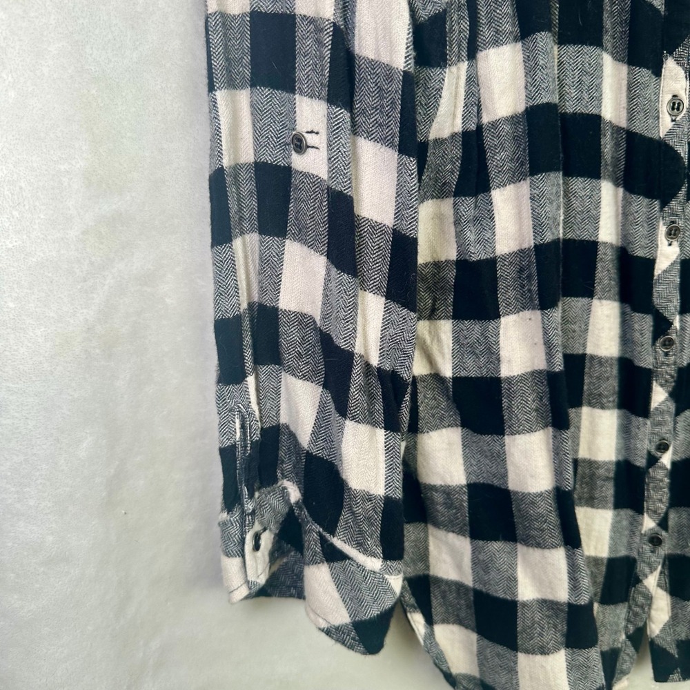 Hester Orchard Womens Black White Buffalo Check Flannel Roll Tab Sz XL - Picture 2 of 6